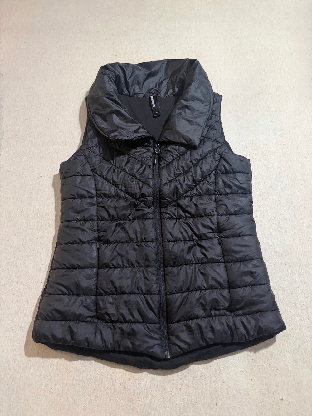 Mondetta women’s black puffer vest - Picture 1 of 14